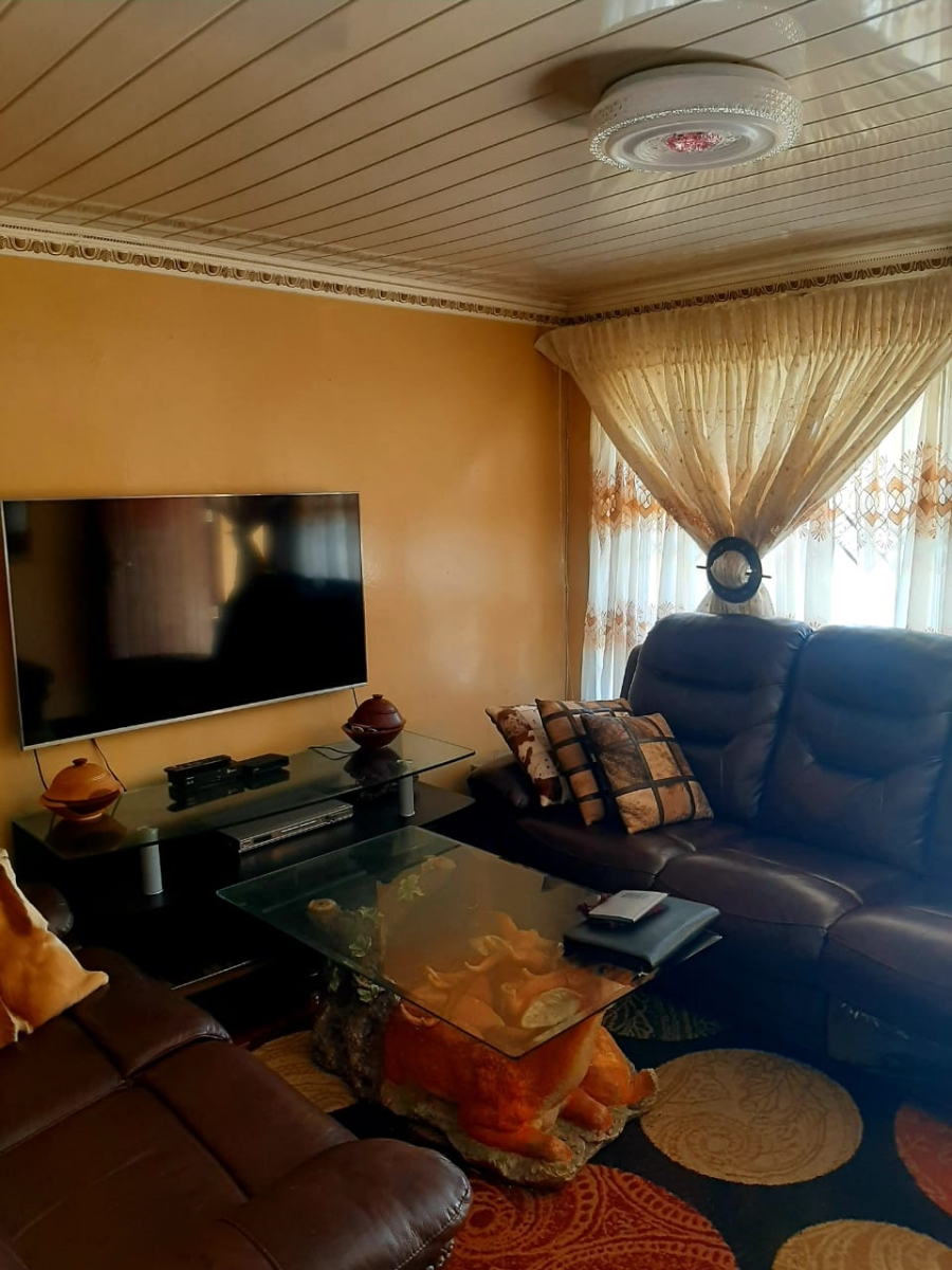 6 Bedroom Property for Sale in Mdantsane Nu 13 Eastern Cape